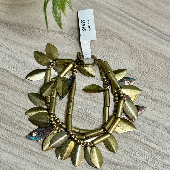 Complete Gold-Tone Laurel Leaf Jewelry Set by Coldwater Creek (NWT) - Picture 8 of 11